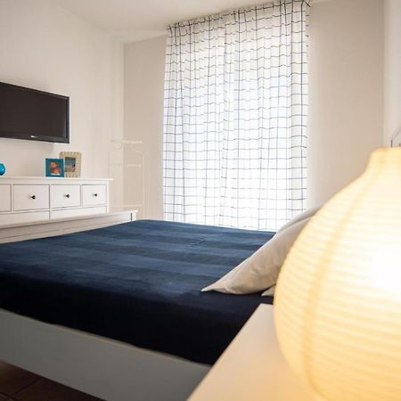 Blu Sun Apartment In Complesso Riva Del Sole Джовінаццо Екстер'єр фото