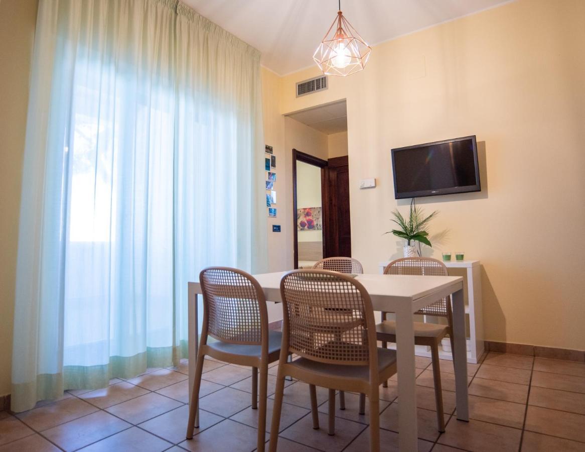 Blu Sun Apartment In Complesso Riva Del Sole Джовінаццо Екстер'єр фото